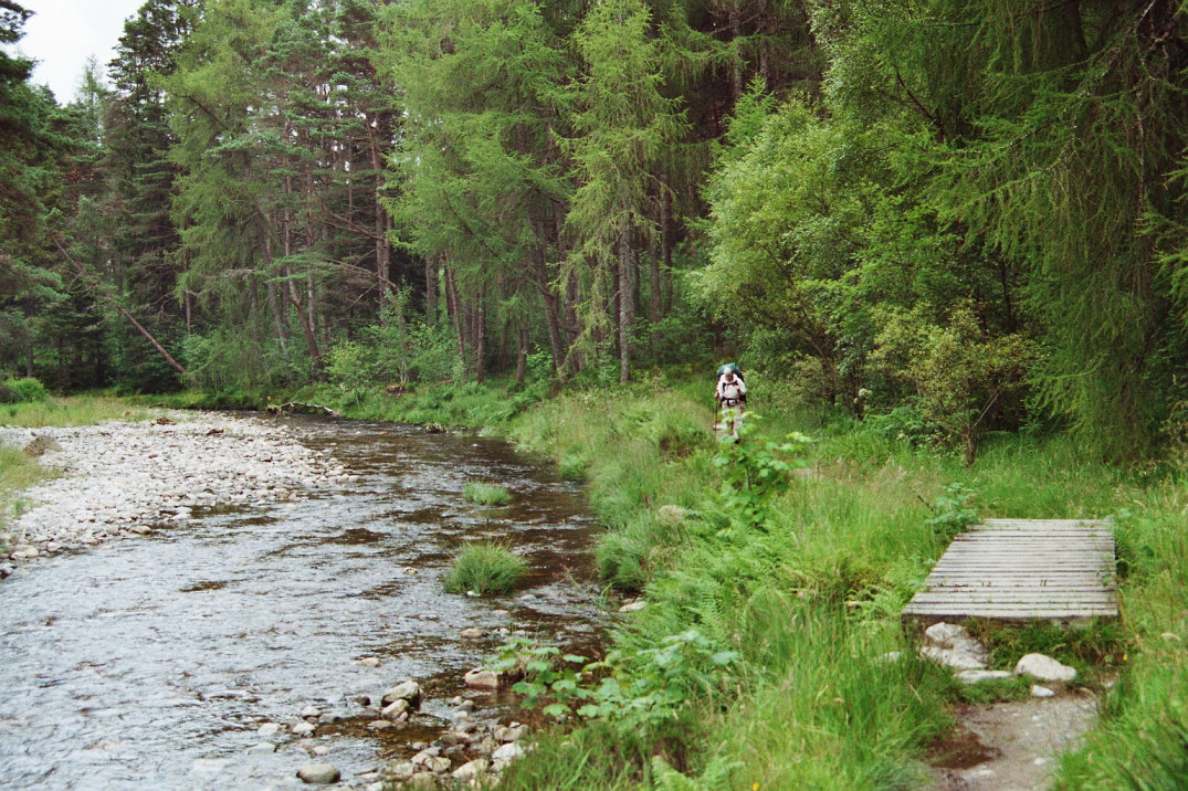 http://www.al-mi.de/media/schottland07/pictures/fluss-5-1.jpg